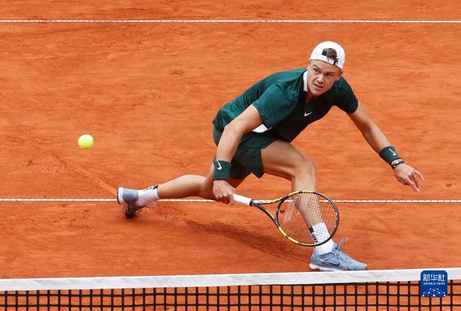 这标志着他 这标志着他