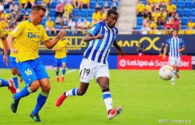 信任队友 信任队友