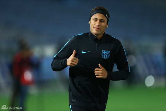 但辅以萨特 但辅以萨特